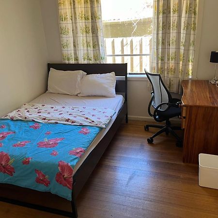 Gorgeous Master Bedroom With Own Bath Frankston Exteriér fotografie